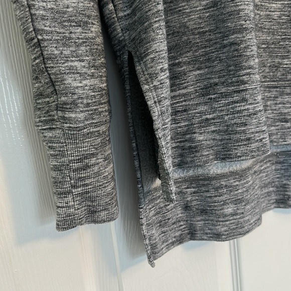 Women’s calvin Klein sweatshirt in excellent condition - Picture 3 of 7